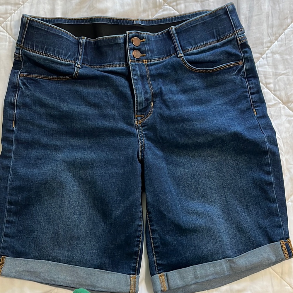 Apt 9 Tummy Control Bermuda Shorts - blue - Sz 16